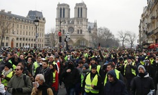 Pháp: Cơn sóng biểu tình áo vàng lại dâng lên