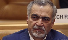 Em trai Tổng thống Iran đối mặt với án tù