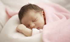 Trẻ sơ sinh nhiễm COVID-19 thường có triệu chứng nhẹ