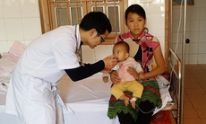 Xót xa “bác sĩ tình nguyện về vùng khó khăn”  bị phơi nhiễm HIV sau một ca cấp cứu bệnh nhân