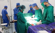 Trót dại uống thuốc trừ sâu tự tử, mẹ con thai phụ 38 tuần may mắn được cứu sống