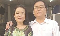 Vợ chồng thầy thuốc đỡ đẻ hàng ngàn ca dưới ánh đèn dầu