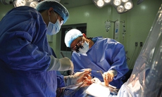 Bác sĩ trẻ “vững tay” trong phẫu thuật tim mạch
