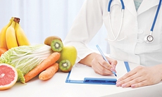 Dinh dưỡng và hoạt động thể chất cho bệnh nhân ung thư