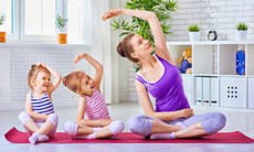 7 động tác yoga giúp bạn khỏe mạnh, trẻ trung