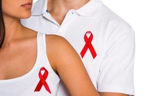 53% số người nhiễm HIV được điều trị kéo dài cuộc sống