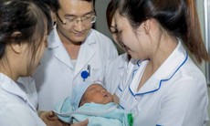 Bé trai 5 ngày tuổi bị bỏ rơi tại Khu Khám bệnh của Viện Huyết học