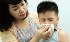 Những lưu ý chăm sóc trẻ viêm đường hô hấp cha mẹ nào cũng cần biết