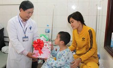 Bệnh nhân đón Tết ấm cúng, thấm đẫm tình người ở bệnh viện
