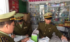 Phạt 85 cửa hàng bán khẩu trang giá "chát" cho người dân