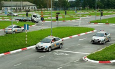 600 câu hỏi sát hạch cấp giấy phép lái xe loại bỏ "học vẹt, học tủ"
