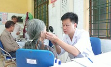 Nắng nóng gay gắt kéo dài, bác sĩ chỉ cách bảo vệ đôi mắt