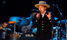 Nhà văn, nhạc sĩ, ca sĩ Bob Dylan trở thành chủ nhân giải Nobel văn học 2016