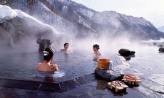  Du lịch Châu Á và trải nghiệm tắm suối nước nóng