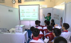 Cần Thơ hào hứng chào đón chăm sóc mắt học đường 2017.