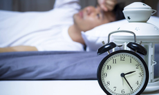 Khô miệng, mất ngủ: Dấu hiệu cảnh báo lá gan bị nóng