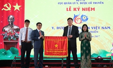 Đẩy mạnh kết hợp đông - tây y trong khám chữa bệnh cho người dân