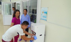 Bệnh nhân các bệnh viện lớn được uống nước tinh khiết miễn phí