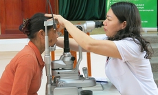 Khoảng 100 bệnh nhân khó khăn sẽ được mổ mắt miễn phí