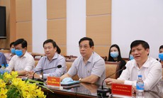 Bộ Y tế tiếp tục cử các giáo sư đầu ngành vào miền Trung chống dịch COVID-19