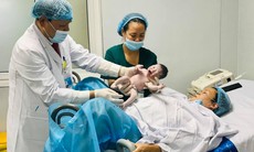 Những thiên thần nhỏ đầu tiên chào đời lúc 0h ngày 1/1/2021 ở bệnh viện đầu ngành về sản khoa
