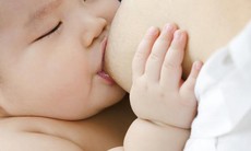 Trẻ nên ăn gì khi mẹ thiếu sữa?