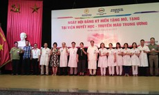 465 thầy thuốc Viện Huyết học - Truyền máu Trung ương đăng ký hiến tạng