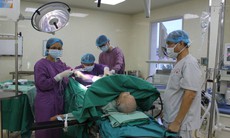 BV E phẫu thuật thành công cho cụ ông 104 tuổi bị u phì đại tuyến tiền liệt
