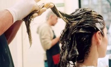 FDA tiến hành ngăn chặn việc sử dụng chì acetate trong thuốc nhuộm tóc