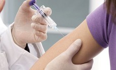 Có thể xóa sổ ung thư cổ tử cung nhờ chương trình tiêm vắc xin HPV ở trường học