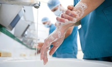 WHO kêu gọi vệ sinh tay, thực hành các biện pháp kiểm soát nhiễm khuẩn