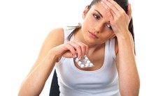 Tác hại khi tự ý ngừng dùng thuốc điều trị bệnh tuyến giáp