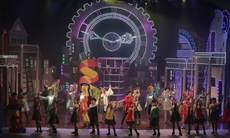 Show diễn Bé chịu chơi: Hãy cho con tuổi thơ trọn vẹn