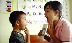 Chuyên gia lưu ý thời điểm cần can thiệp cho trẻ nói ngọng và cách chữa