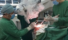 Uống thuốc đau đầu mãi không khỏi, đi khám bác sĩ phát hiện mắc u não