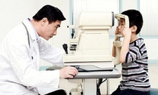 Các dấu hiệu trẻ cần đi khám mắt   