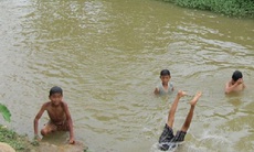 Tắm suối, 3 học sinh tử vong do đuối nước