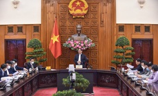 Cuối tháng 12/2021, cơ bản hoàn thành tiêm 2 mũi cho người từ 18 tuổi trở lên; thúc đẩy sản xuất thuốc, vaccine điều trị COVID-19