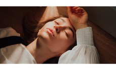 &#221; nghĩa của việc mơ thấy ngoại t&#236;nh v&#224; 8 giấc mơ phổ biến kh&#225;c