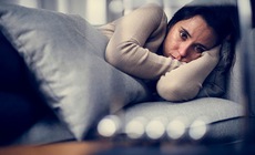 7 loại thực phẩm n&#234;n tr&#225;nh khi ch&#225;n chường, trầm cảm