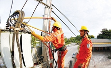 EVN n&#243;i g&#236; về việc xin tăng gi&#225; điện nhưng c&#225;c c&#244;ng ty con vẫn gửi ng&#226;n h&#224;ng vạn tỷ?