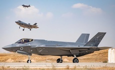 Ti&#234;m k&#237;ch F-35C Mỹ lần đầu ti&#234;n tấn c&#244;ng căn cứ Houthi