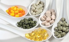 Thực phẩm chức năng tr&#224;n lan: Những hệ lụy đ&#225;ng b&#225;o động