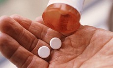 Thuốc trị mỡ m&#225;u n&#234;n uống buổi s&#225;ng hay buổi tối?