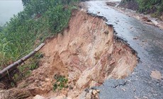 B&#233; g&#225;i bị đất đ&#225; sạt lở v&#249;i lấp ở Xu&#226;n Trường - Đ&#224; Lạt đ&#227; qua cơn nguy kịch