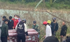 X&#243;t xa người phụ nữ bị lũ cuốn tử vong để lại 3 đứa trẻ đ&#225;ng thương