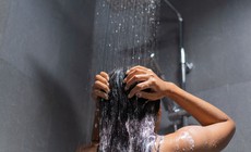 Những sai lầm khi &#39;ở cữ&#39; mẹ hiện đại cần tr&#225;nh