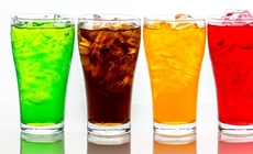 4 loại đồ uống &#226;m thầm g&#226;y hại thận v&#224; lựa chọn thay thế an to&#224;n