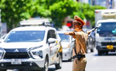 Kh&#244;ng cần mang giấy tờ xe khi tham gia giao th&#244;ng: Đỡ phiền to&#225;i lại c&#244;ng bằng, ch&#237;nh x&#225;c