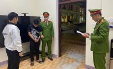 Vừa ra t&#249;, thanh ni&#234;n đi trộm &#244; t&#244; để chở bạn g&#225;i